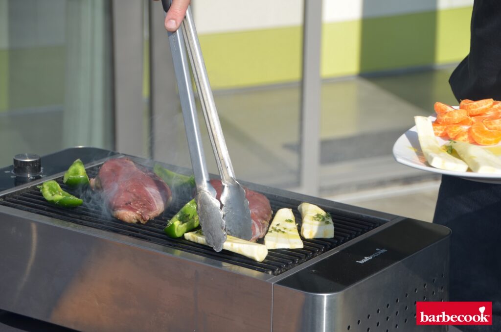 Roostevabast terasest grilltangid