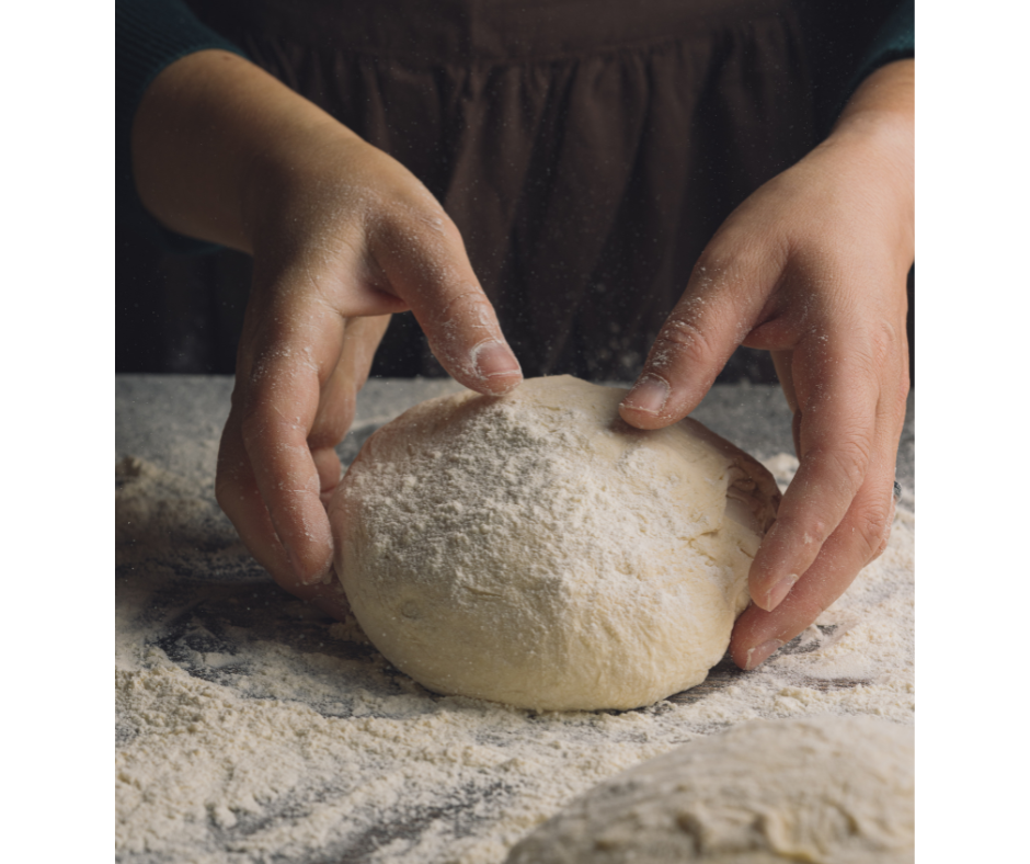 Valmis sõtkutud leivatainast ei peaks kergituskorvis enam suruma, vaid laskma tal loomuliku kuju võtta.