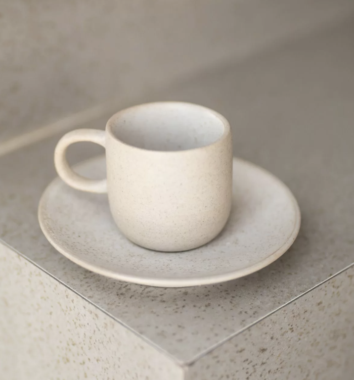 Komplekt kruus 250ml ja alustass Verlo Less, portselan, liivakarva