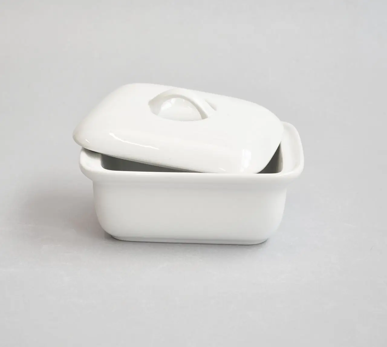 Võitoos, valge, portselan