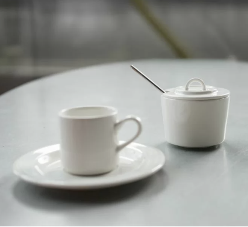 Ladustatav tass 230ml koos alustassiga Verlo Forte, portselan, elevandiluuvalge